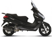 Piaggio X7 300